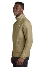 Load image into Gallery viewer, **SALE** North Face Barr Soft Shell Jacket
